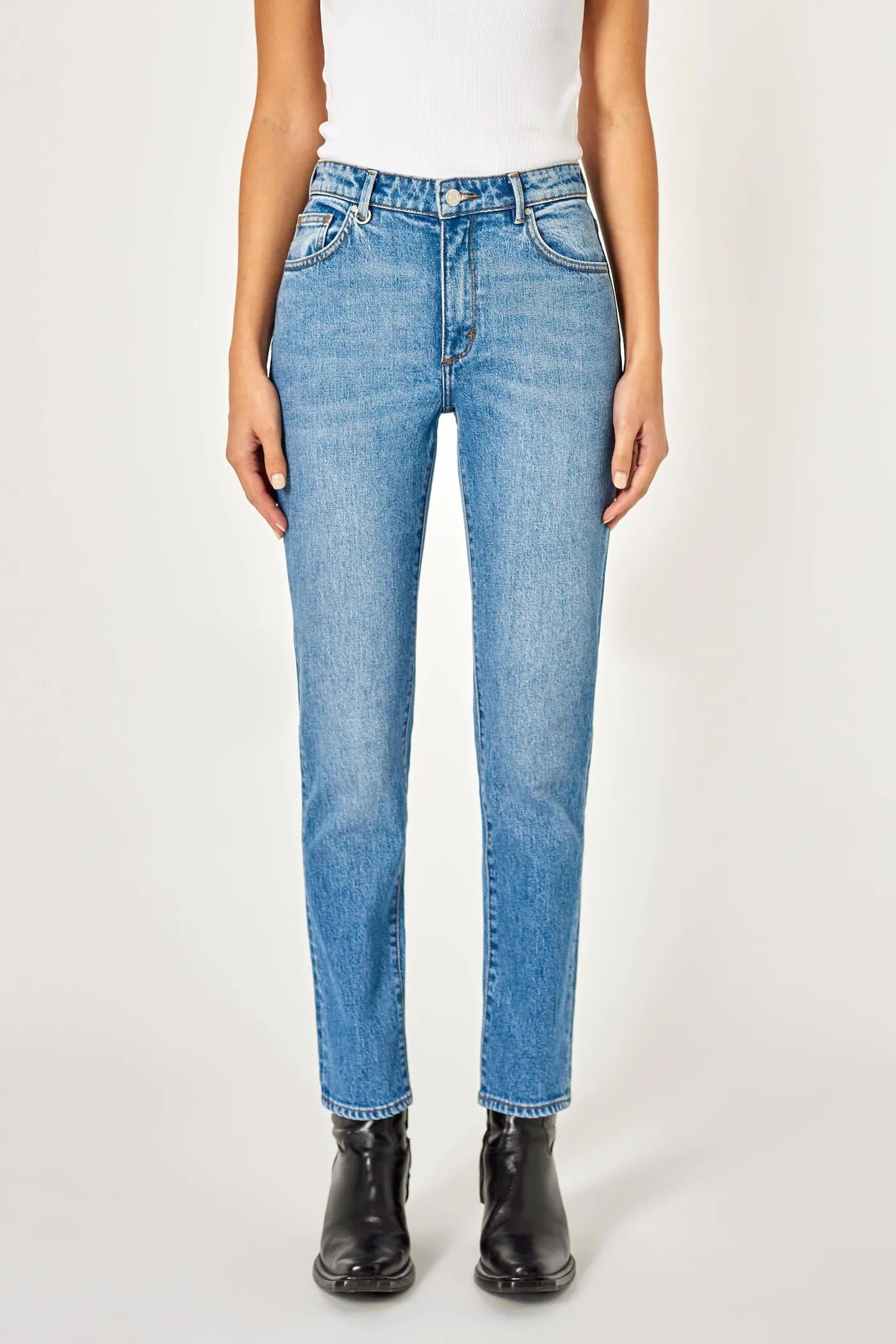 Neuw denim lexi hot sale slim straight jean